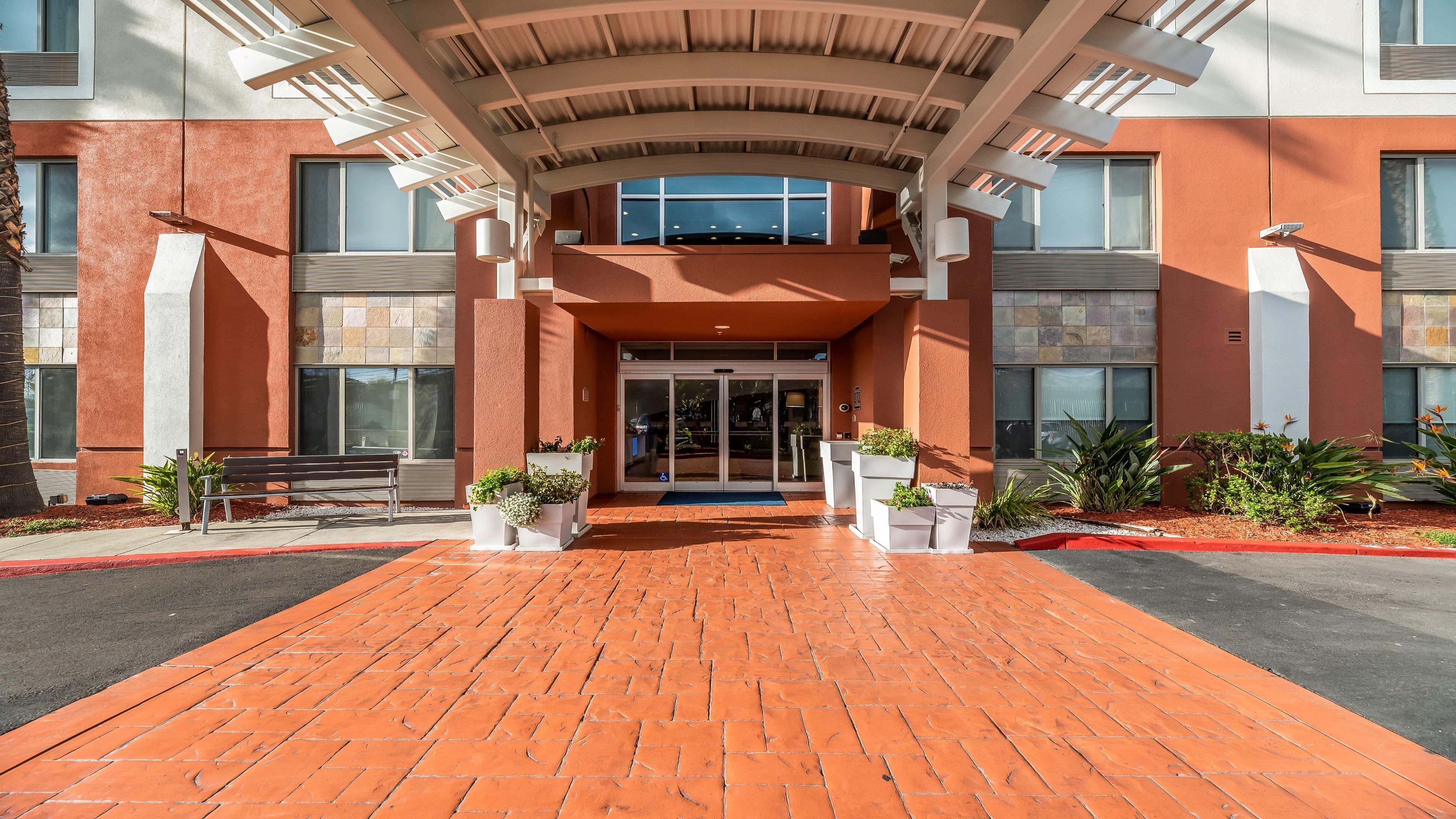 Holiday Inn Express Fremont - Milpitas Central By Ihg Ngoại thất bức ảnh
